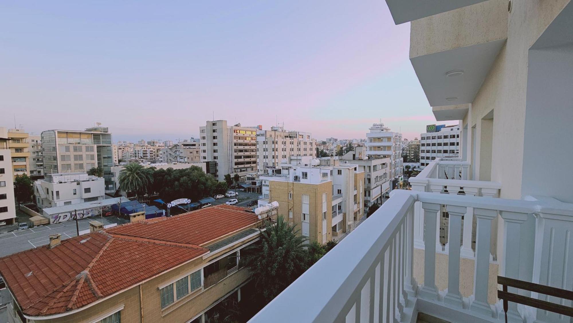 Stay Cosmo City Suites Nikosia Eksteriør bilde