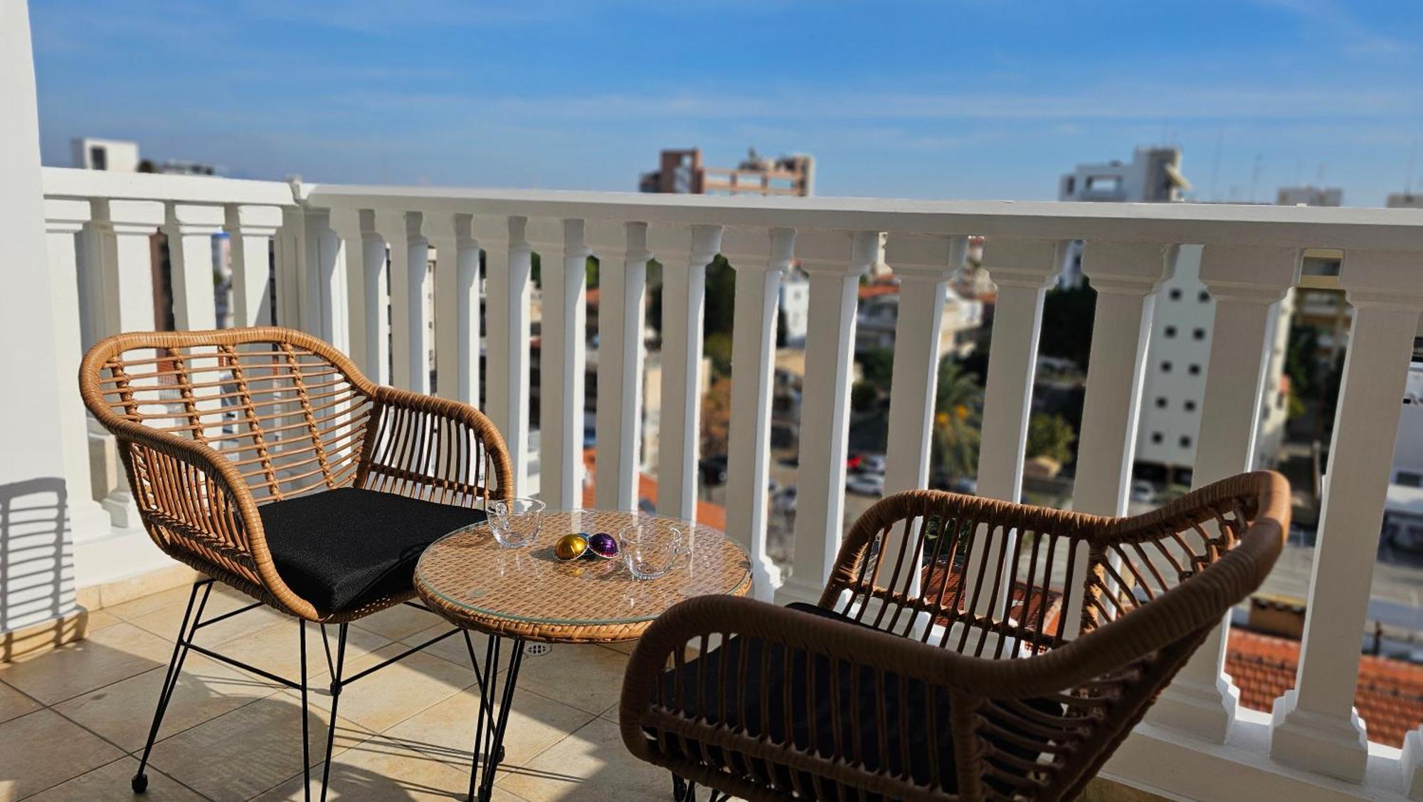 Stay Cosmo City Suites Nikosia Eksteriør bilde