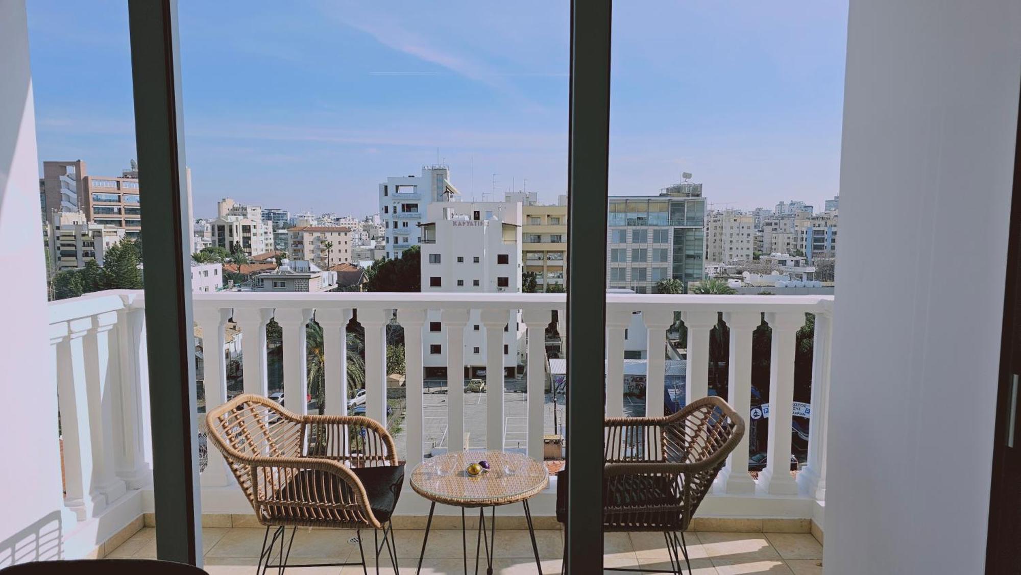 Stay Cosmo City Suites Nikosia Eksteriør bilde