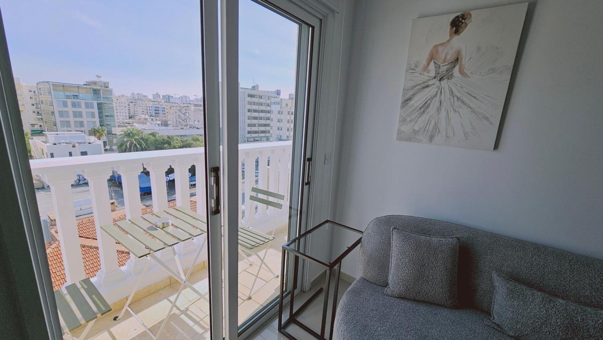 Stay Cosmo City Suites Nikosia Eksteriør bilde